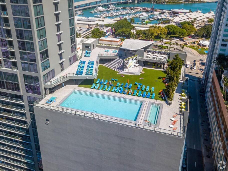 Appartamento Tranquil Rooftop Escape Studio Apt Miami