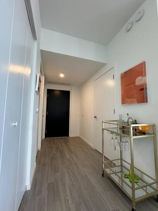 Tranquil Rooftop Escape Studio Apt Appartamento Miami